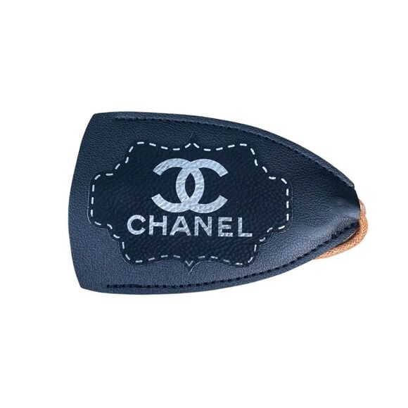 New Ganz Car Key Keeper Key Ring w/Laser Engraved Design. Designer Luxury - Picture 2 of 8